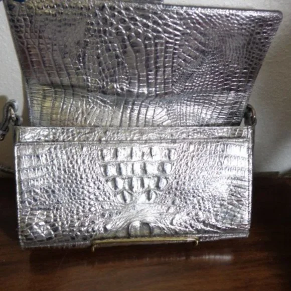 STUNNING Vintage Brahmin SILVER Melbourne Leather Shoulder Bag EXACT Clean LN - Picture 4 of 16